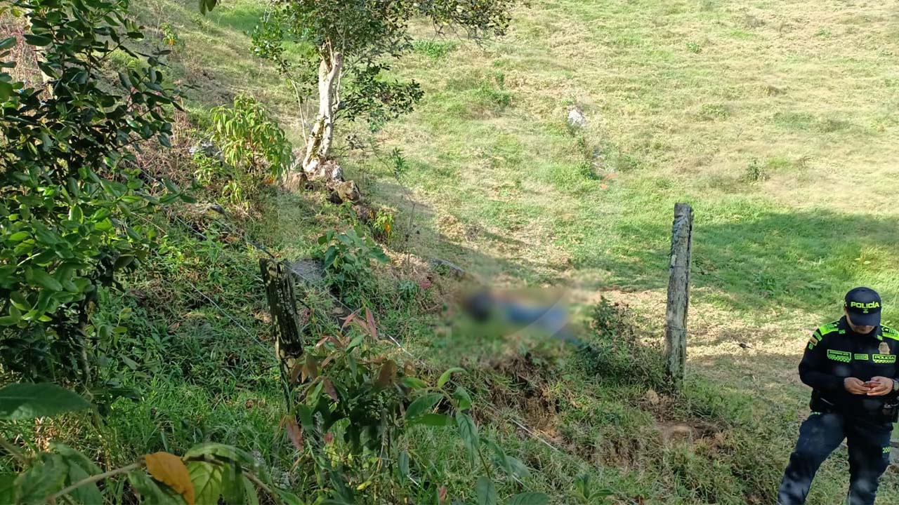 encontraron cuerpo acribillado en la cabeza en San Cristóbal