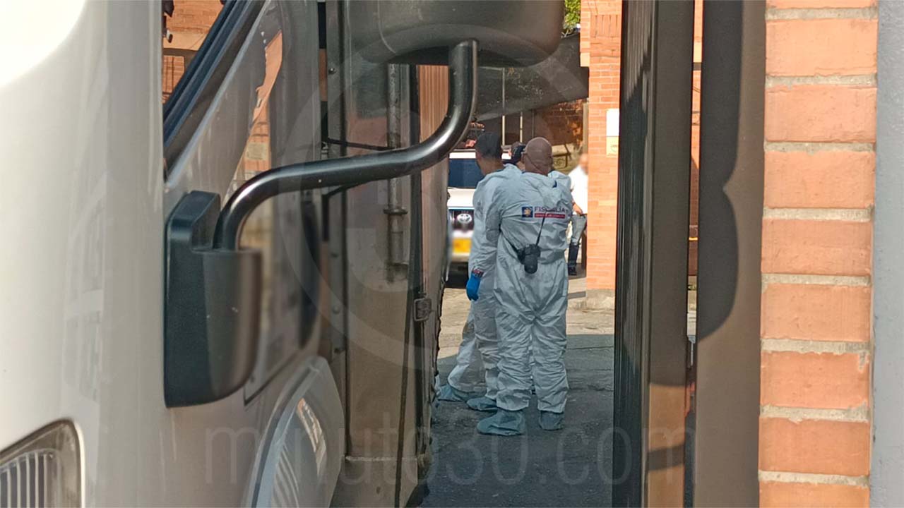 Vía Quibdó-Medellín: cuerpos llegaron a Medicina Legal