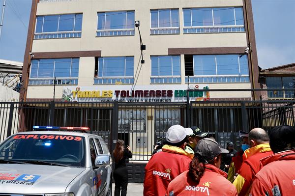 La explosión de una caldera deja ocho heridos en una zona céntrica de Bogotá