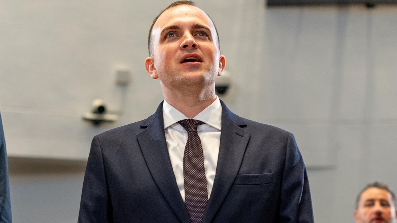 “Medellín no aguanta más. Renuncien”: concejal alejandro De Bedout a los 58 funcionarios de Quintero ‘atornillados’ en la Alcaldía