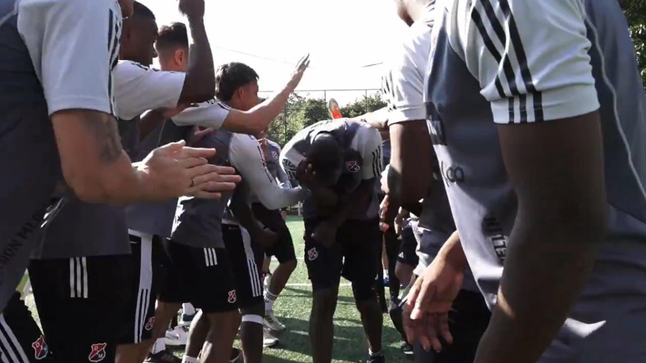 ¡Sin misericordia!: A los ‘golpes’ le dieron la bienvenida a Baldomero Perlaza en el DIM