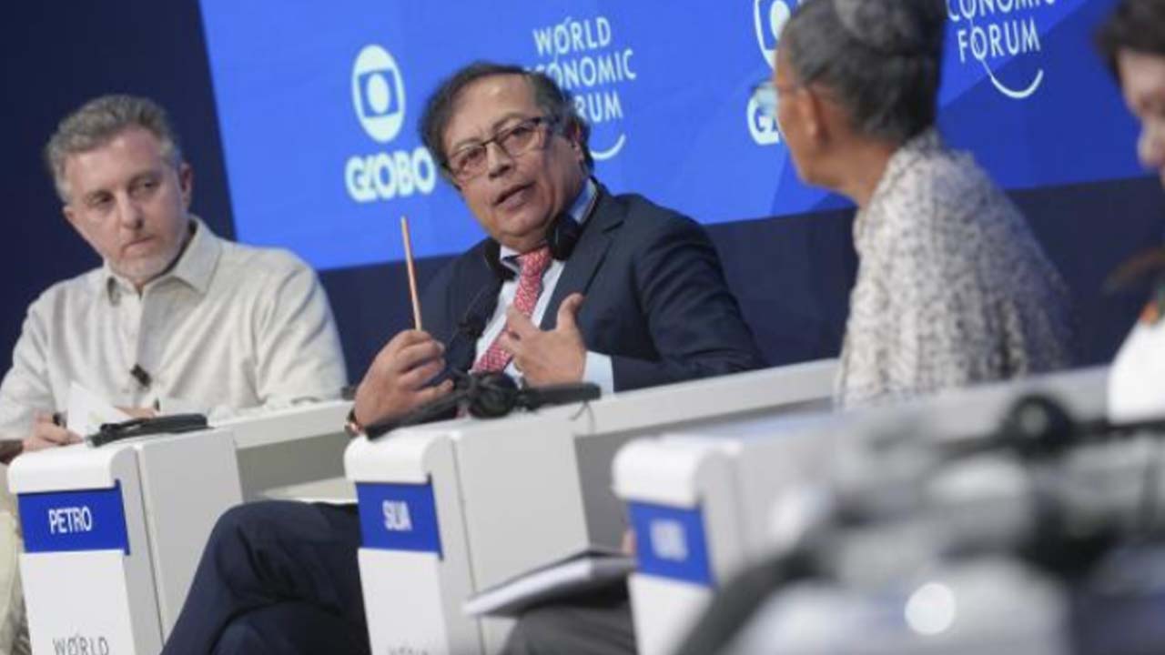 Colombia y Ecuador están en conversaciones para repatriar presos