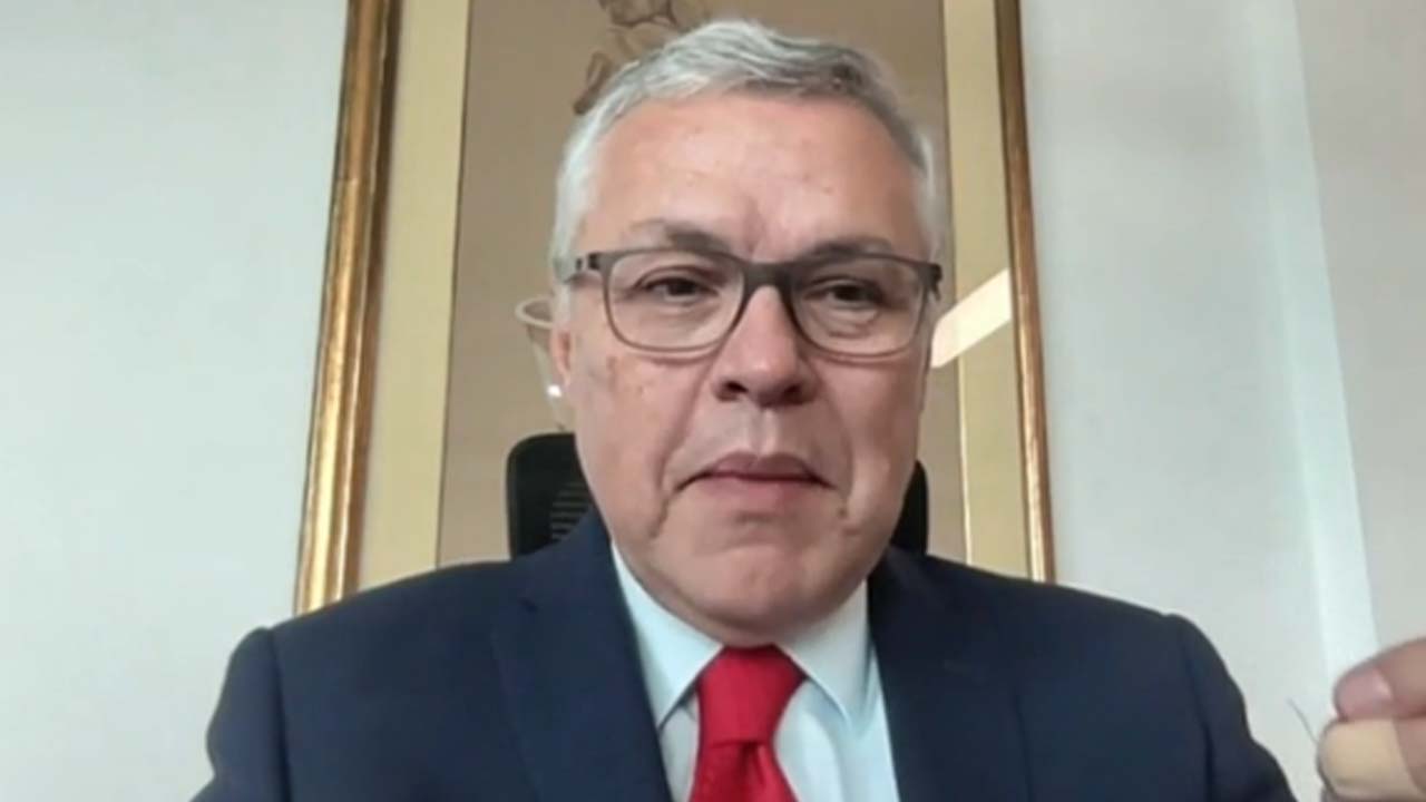 Zanahoria y garrote, la estrategia antidrogas para el Pacífi