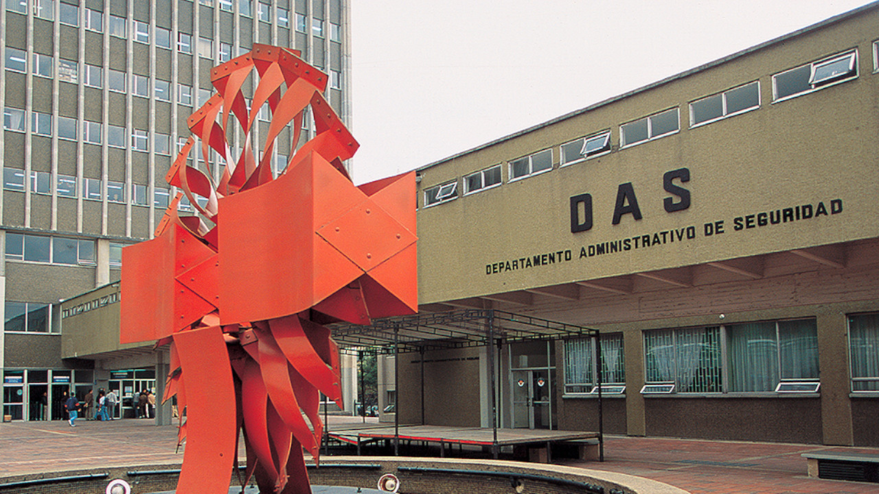 Exdetective del DAS, acusada por destinar recursos públicos para financiar infiltración a la Corte Suprema de Justicia