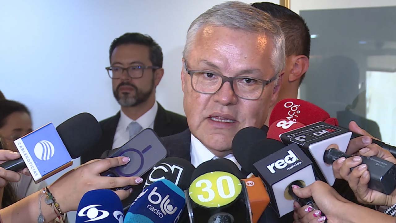 Ministro de Justicia instala comisión de expertos para reformar la administración de justicia