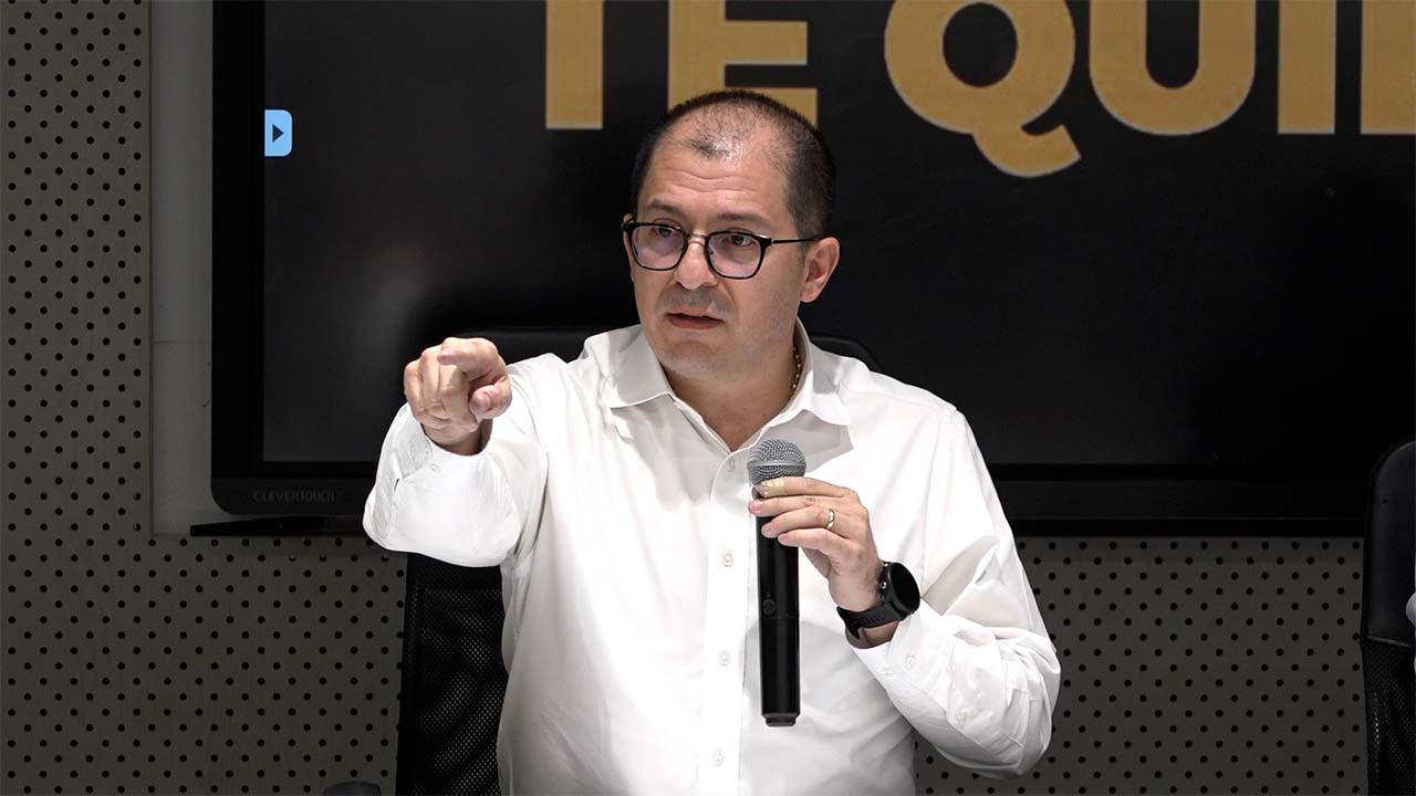 VIDEO: “La Paz Total exterminó el proceso de paz de Santos”: Barbosa dice que a Petro le quedó grande el orden público y la seguridad