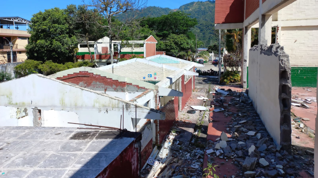 Procuraduría formuló cargos al rector que demolió sin autorización, gran parte de colegio en Ibagué