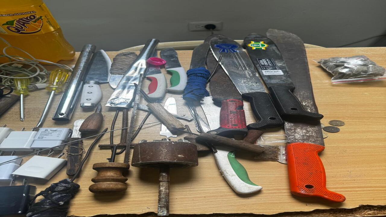 Se hizo una intervención a la cárcel Anayancy de Quibdó y encontraron muchas cosas prohibidas