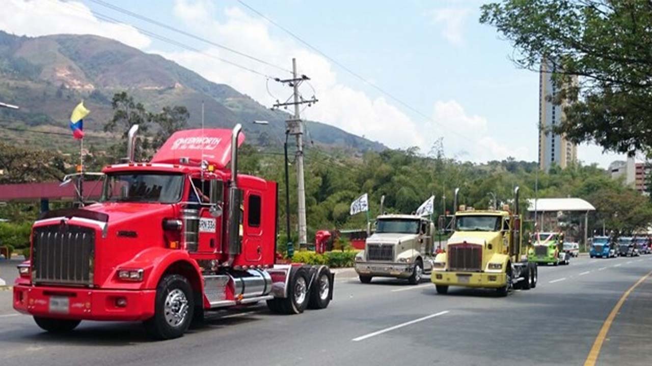 Transportadores de Carga denuncian cobros en vías de Antioquia