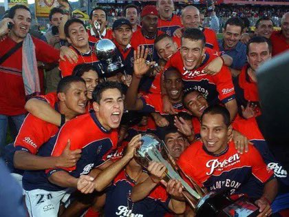 Falleció Víctor Luna, leyenda del fútbol antioqueño y técnico campeón con el DIM