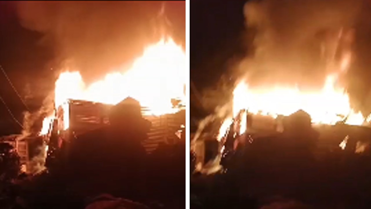 El incendio estructural que se registra en el sector de La Avanzada estaría consumiendo varios ranchitos de madera