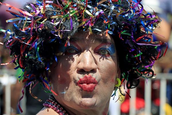 Batalla de Flores, kilómetros de música y reinas en el primer día del Carnaval de Barranquilla