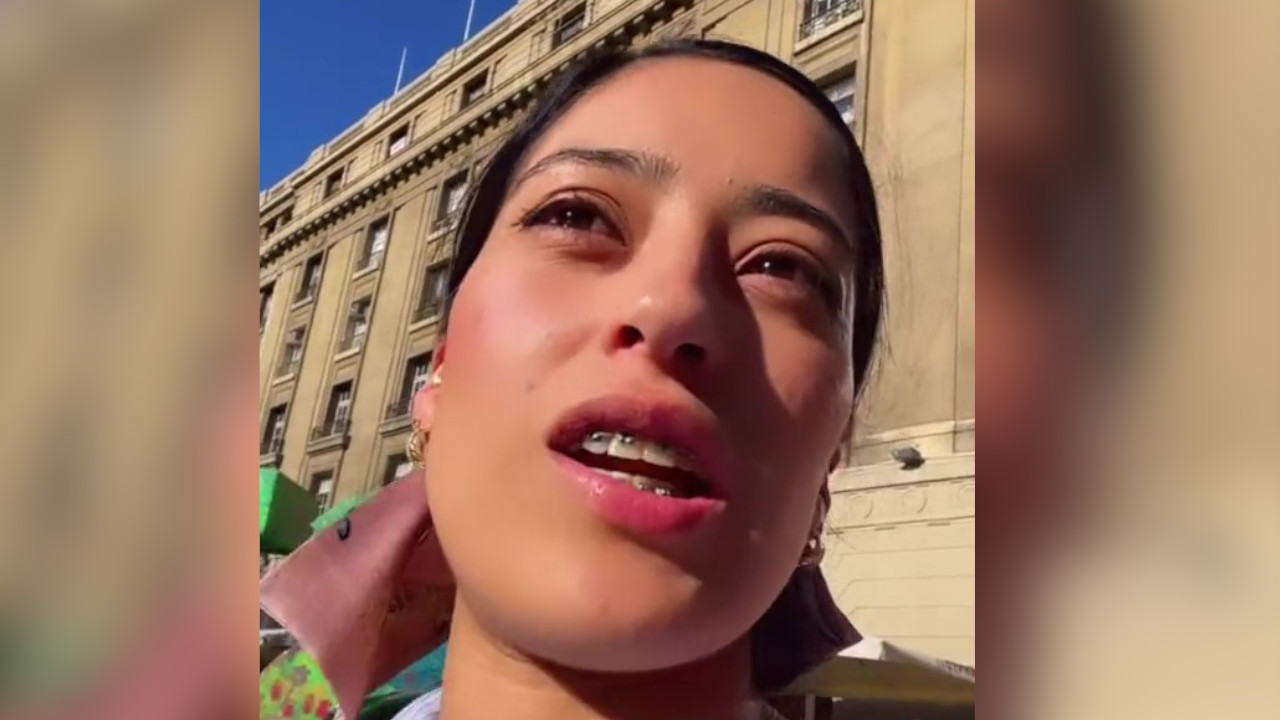'Chile es un abuso': Colombiana se queja contra las leyes laborales