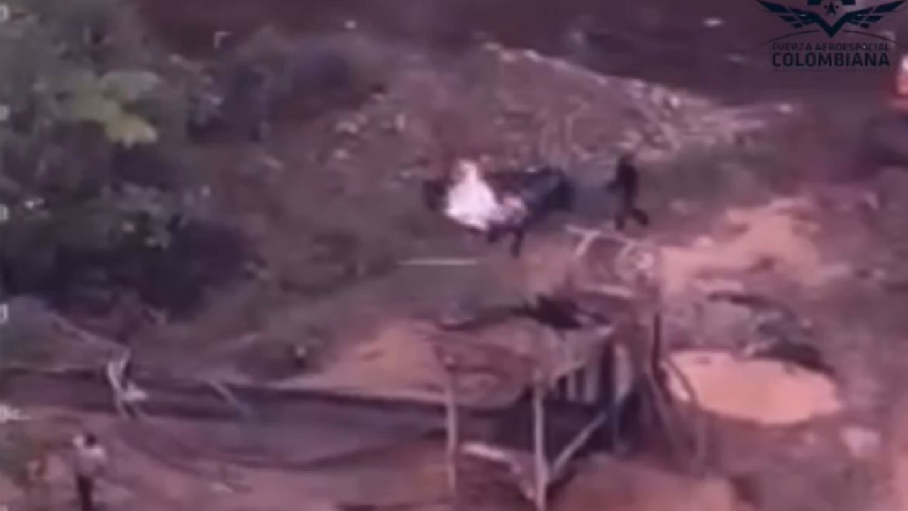 Ejército neutralizó maquinaria amarilla de minería ilegal en Nariño