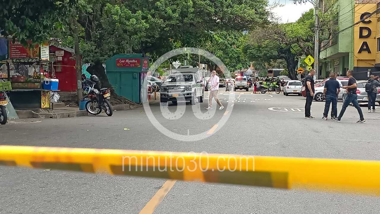 Hombre iba caminando por Guayabal y sujetos en moto lo asesinaron