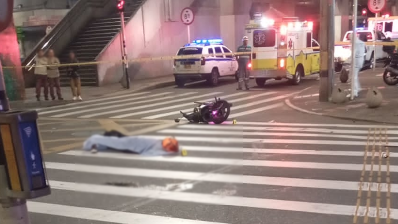 Colisión entre dos motos en la Avenida 33: falleció un hombre