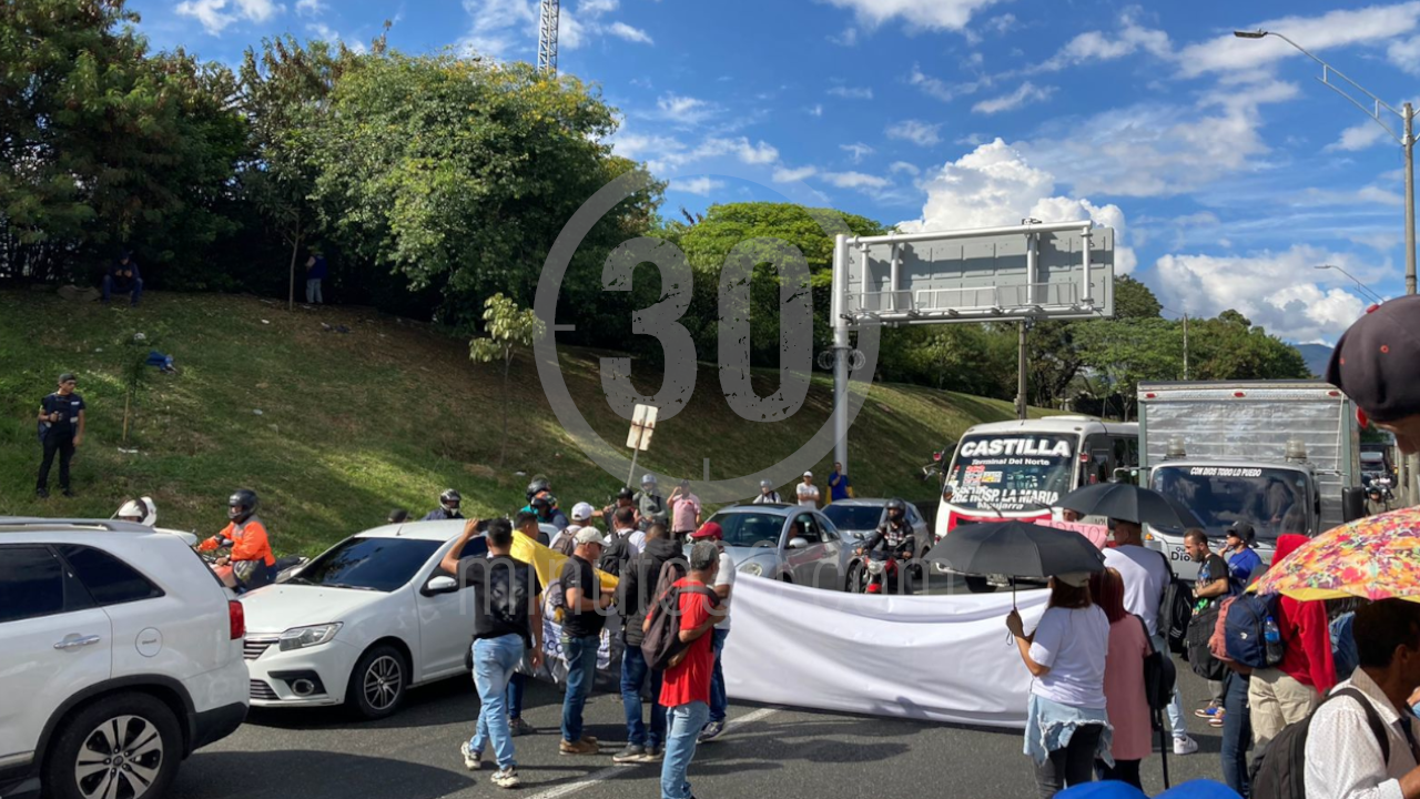 Marcha en Medellín: cierre en la Autopista Norte por la Fiscalía