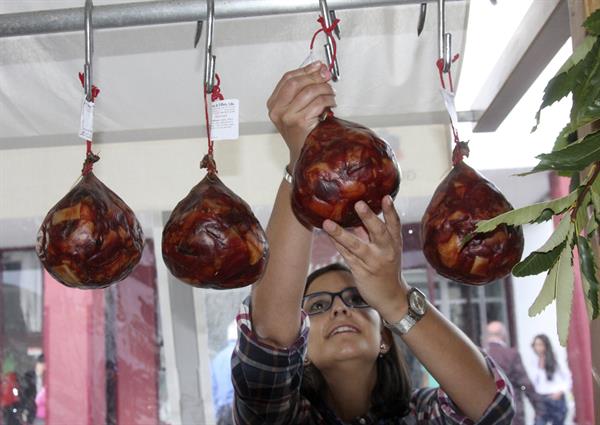 Forcón y bucho, un carnaval único en la frontera hispanolusa