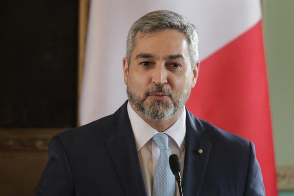 Expresidente paraguayo Abdo Benítez lamenta ‘triste noticia’ del fallecimiento de Piñera