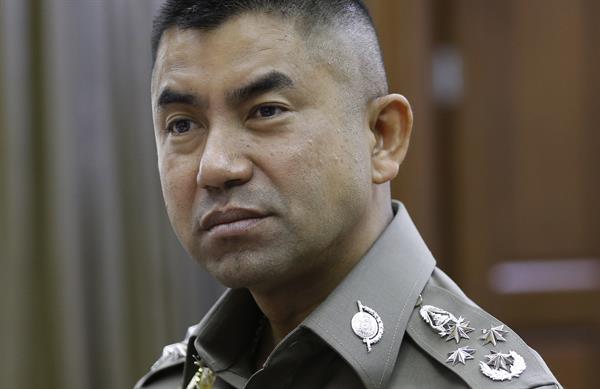 “Big Joke”, subdirector de la Policía de Tailandia, sospecho de aceptar sobornos