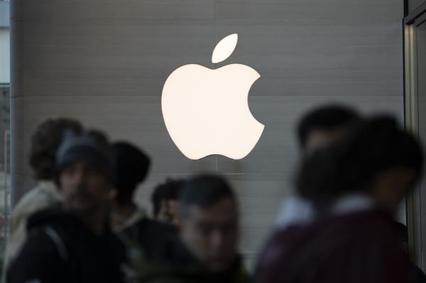 Condenados en EE.UU. por tratar de defraudar a Apple con 5.000 iPhones falsos
