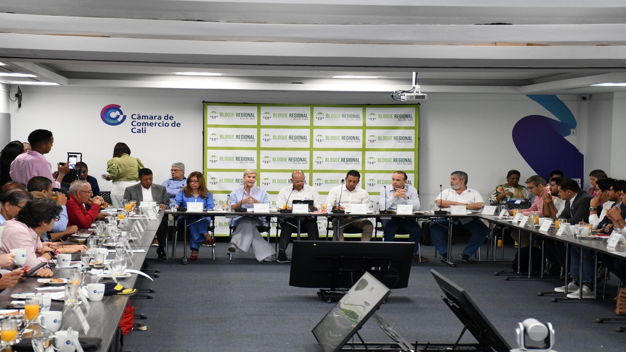 La Gobernadora del Valle del Cauca dice que el apoyo del bloque parlamentario es clave para la competitividad del departamento