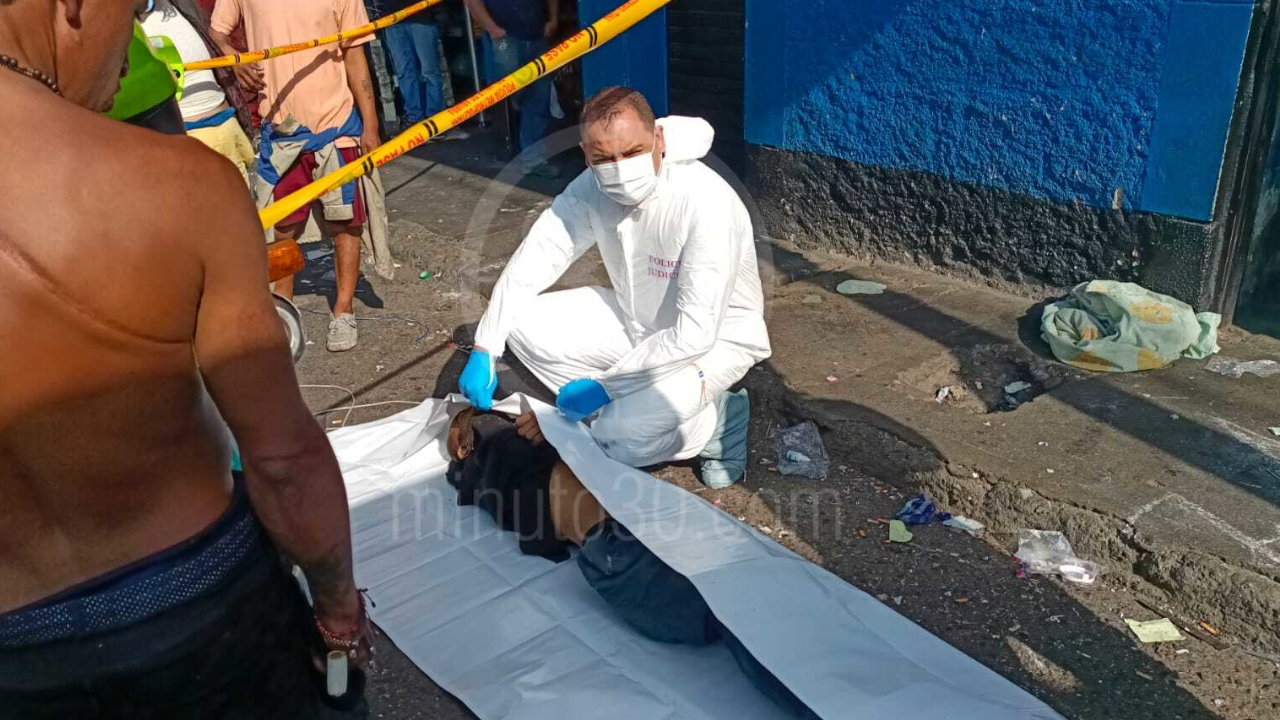 Operativo de limpieza en 'El Bronx' de Medellín: hallaron un muerto
