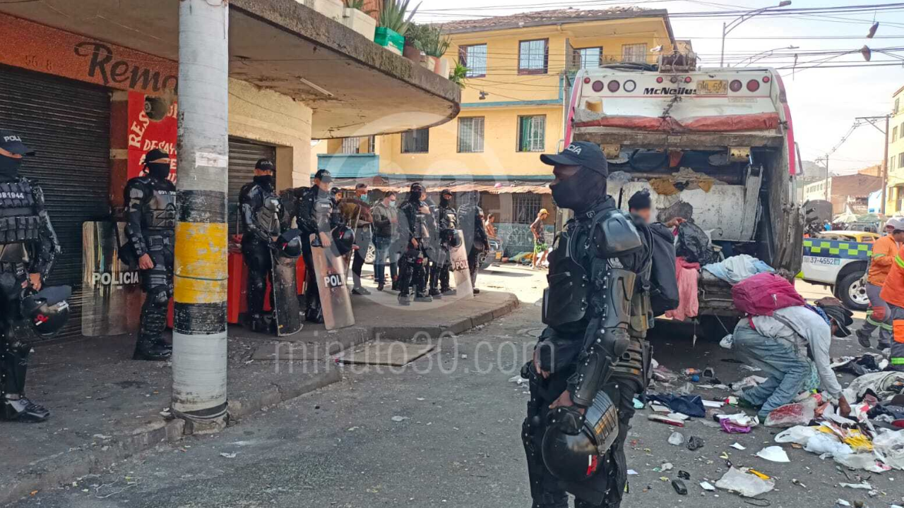 Operativo de limpieza en 'El Bronx' de Medellín: hallaron un muerto
