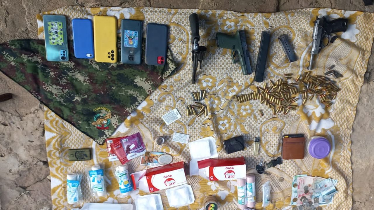 En operativo conjunto desmantelan red criminal en Titiribí y caen 7 personas