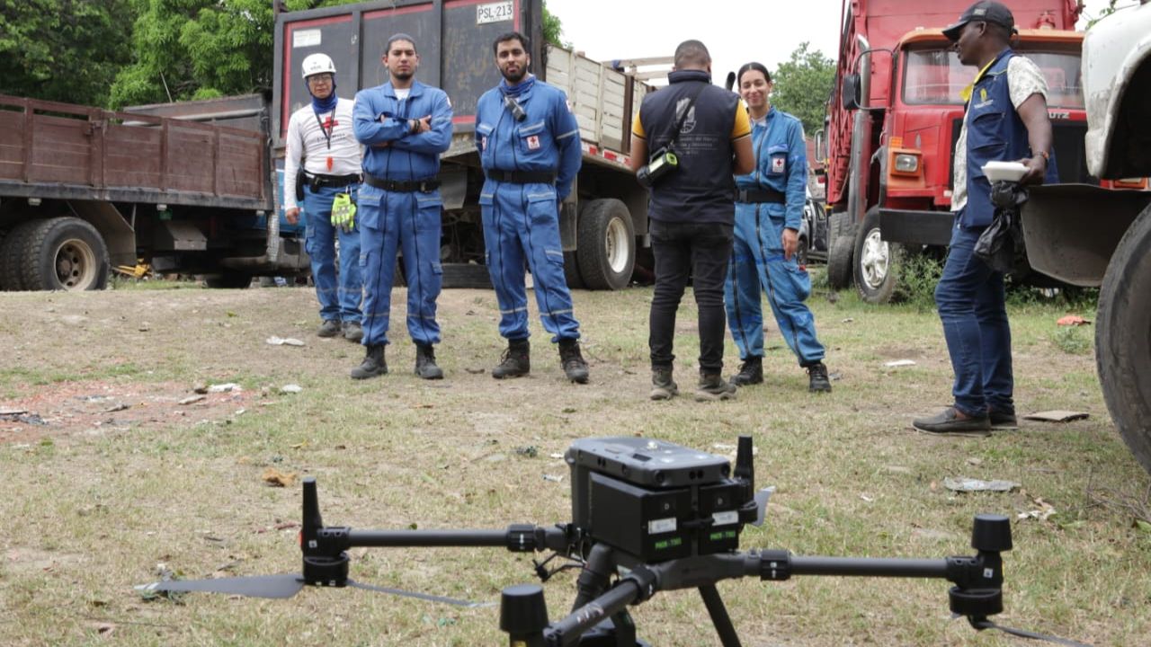 Por cielo y tierra persiste la búsqueda del menor desaparecido en el río Cauca: Operaciones se reanudarán el lunes