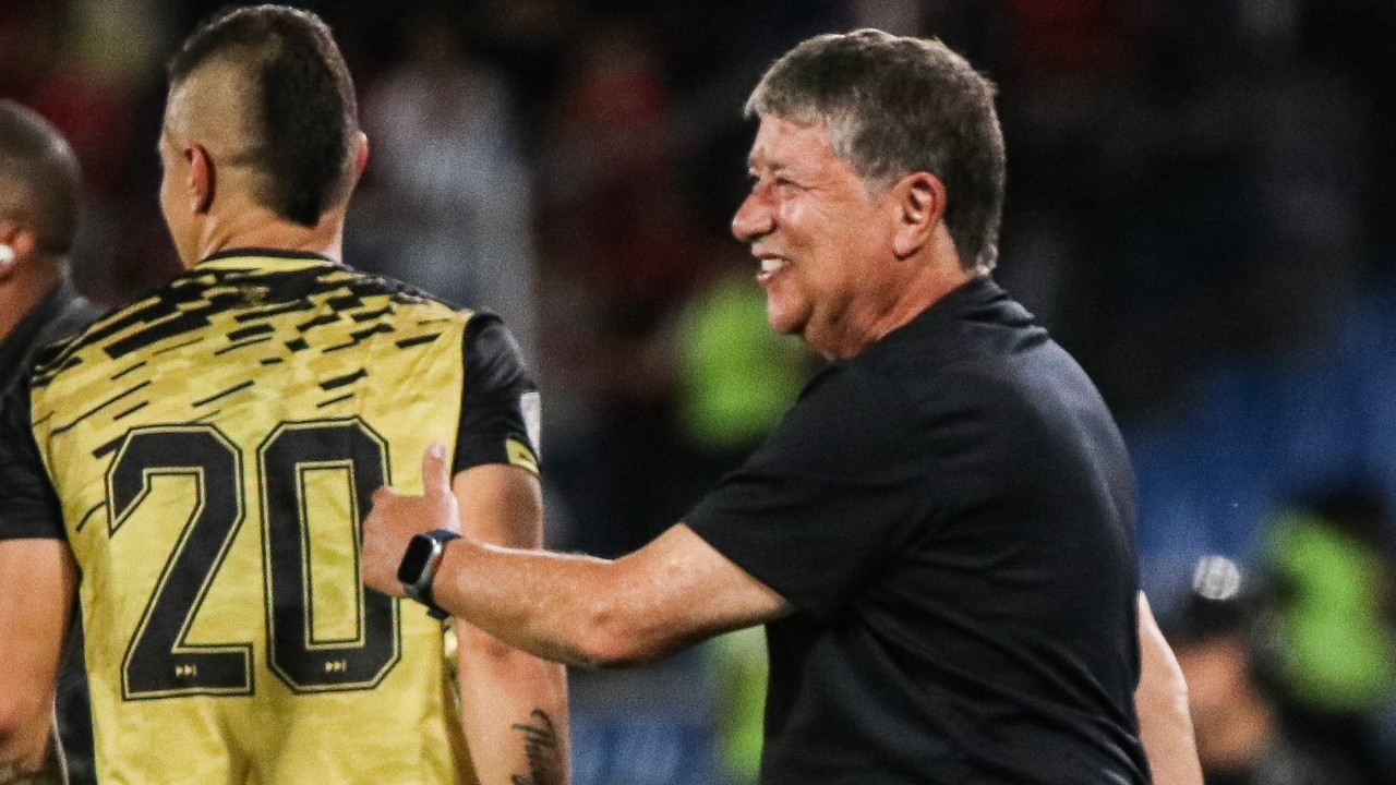 El 'Bolillo' Gómez dejó la dirección técnica de Águilas Doradas