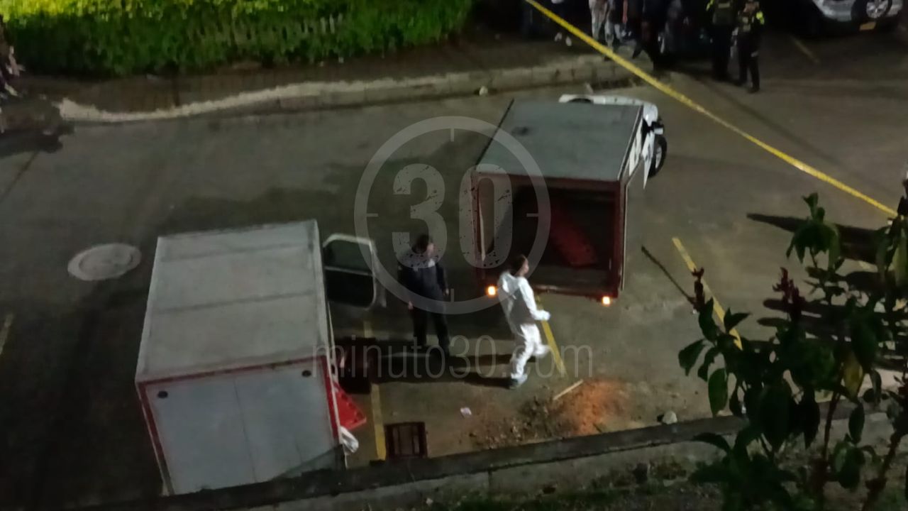 Dentro de un furgón hallan el cuerpo de un hombre que estaba desaparecido