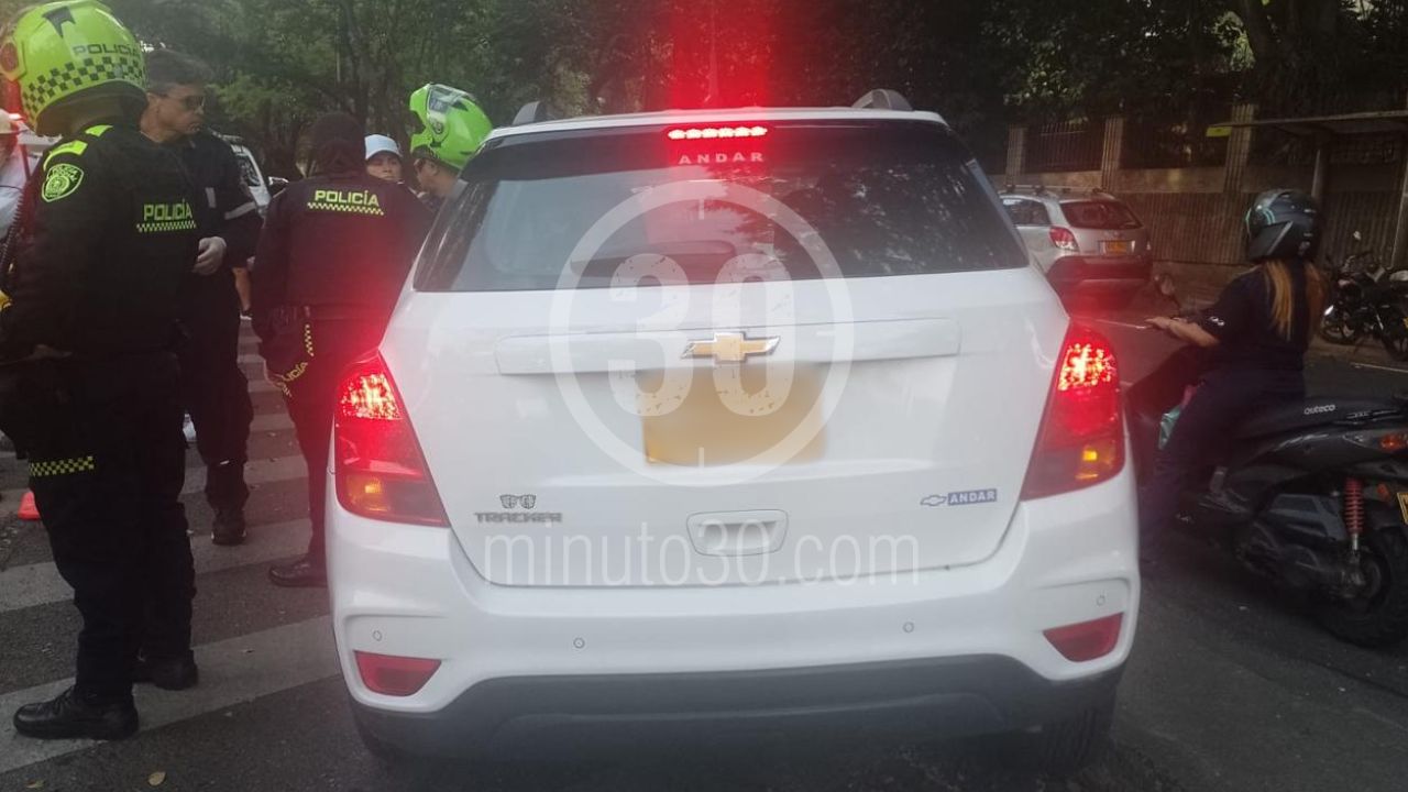 Conductor que estaría ebrio invade la ciclovía y deja tres heridos y una fallecida