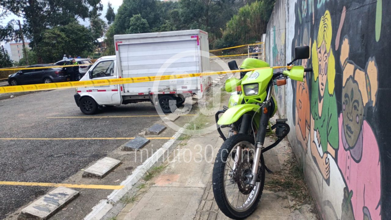 Dentro de un furgón hallan el cuerpo de un hombre que estaba desaparecido