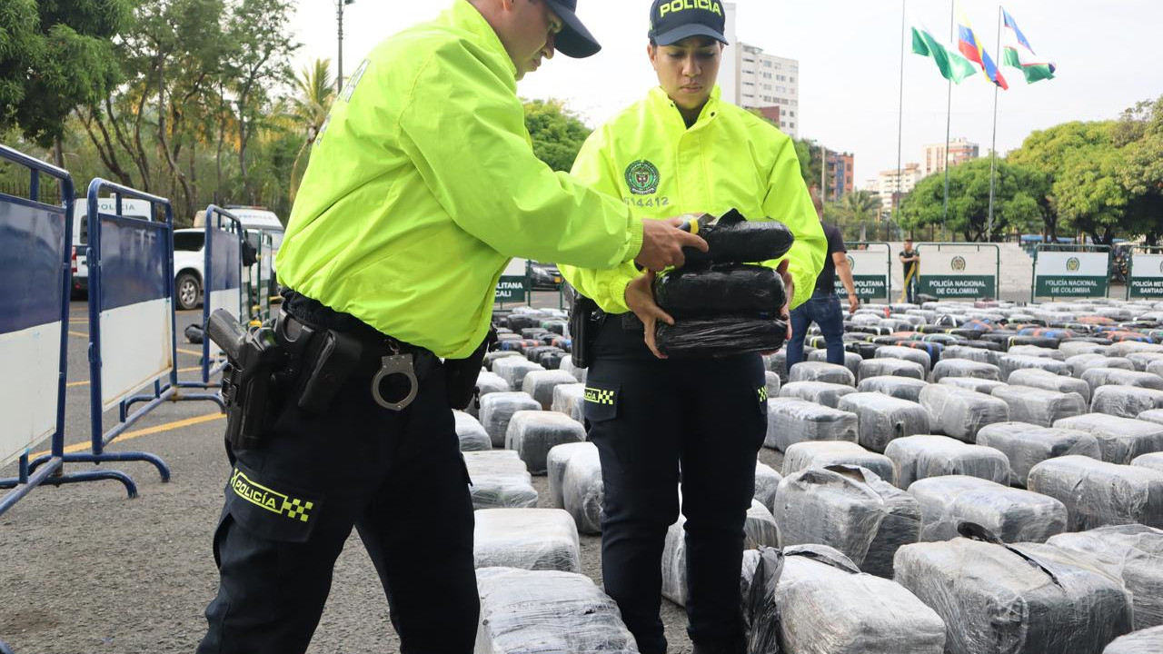 Más de 5 toneladas de marihuana fueron incautados en un barrio en Cali 