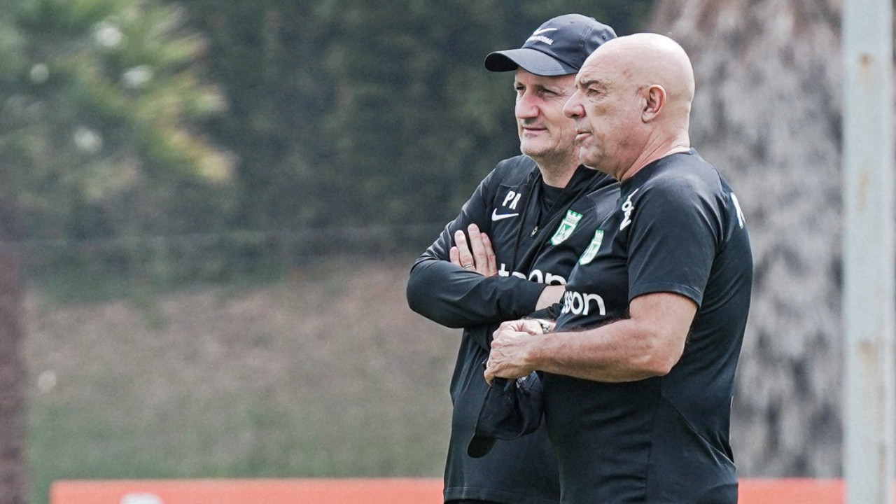 “Estamos buscando el mejor once para cada partido”: Pablo Repetto, técnico de Atlético Nacional