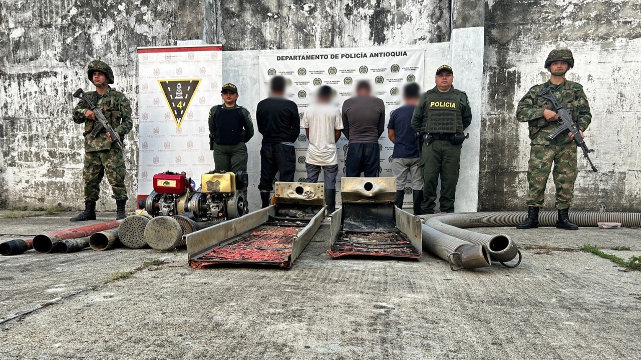 En San Carlos, Antioquia capturaron a 4 personas por minieria ilegal