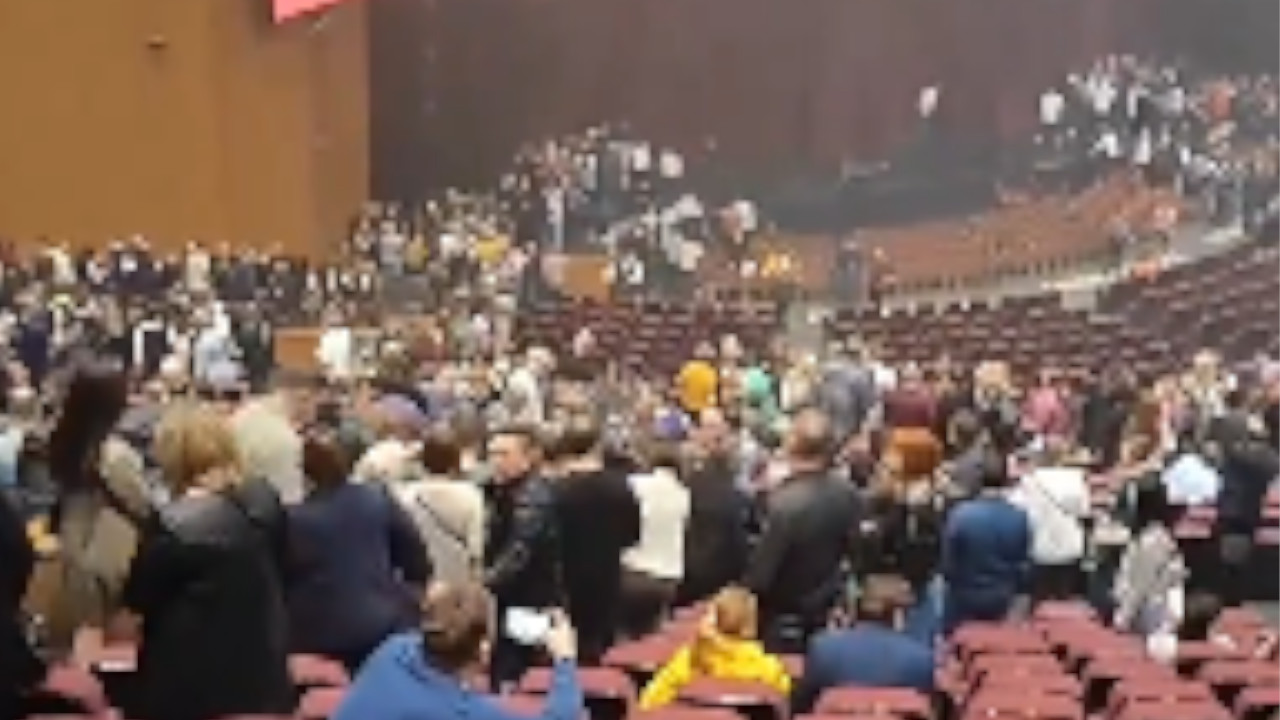 Varios muertos dejó tiroteo durante concierto de rock en Moscú
