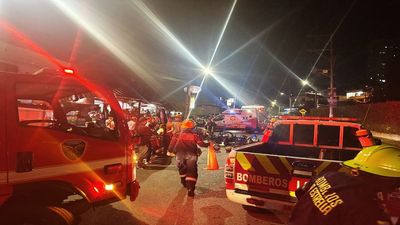 Accidente múltiple en La Estrella deja varias personas lesionadas 