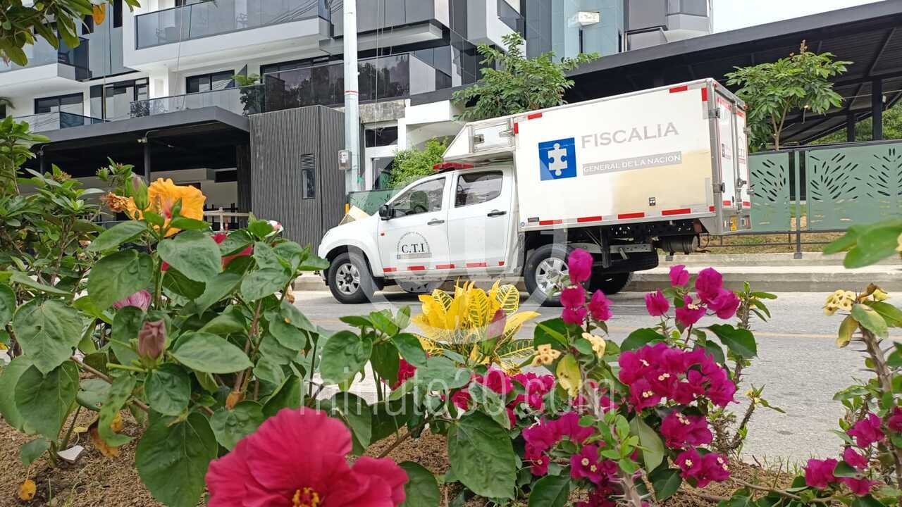 Después de una caída peruano ebrio fallece en un hotel de Laureles