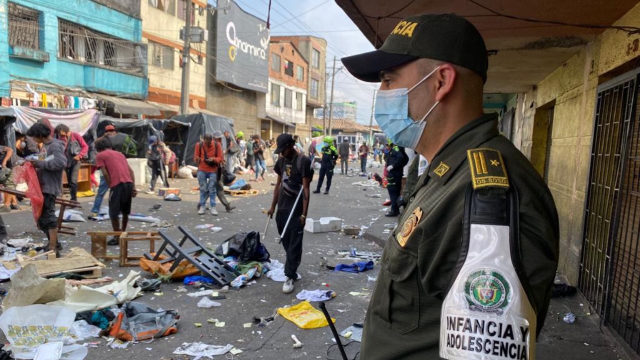 Operativo en el centro de Medellín: 1.000 dosis de estupefacientes y 80 armas blancas incautadas