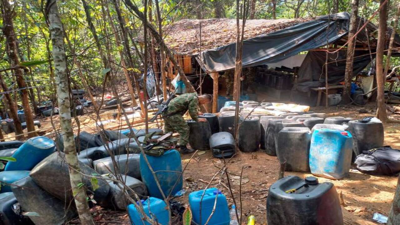 Recapturaron a 'El Mocho' sobrino de alias Otoniel, y desmantelaron gigantesco laboratorio de cocaína en Taraza