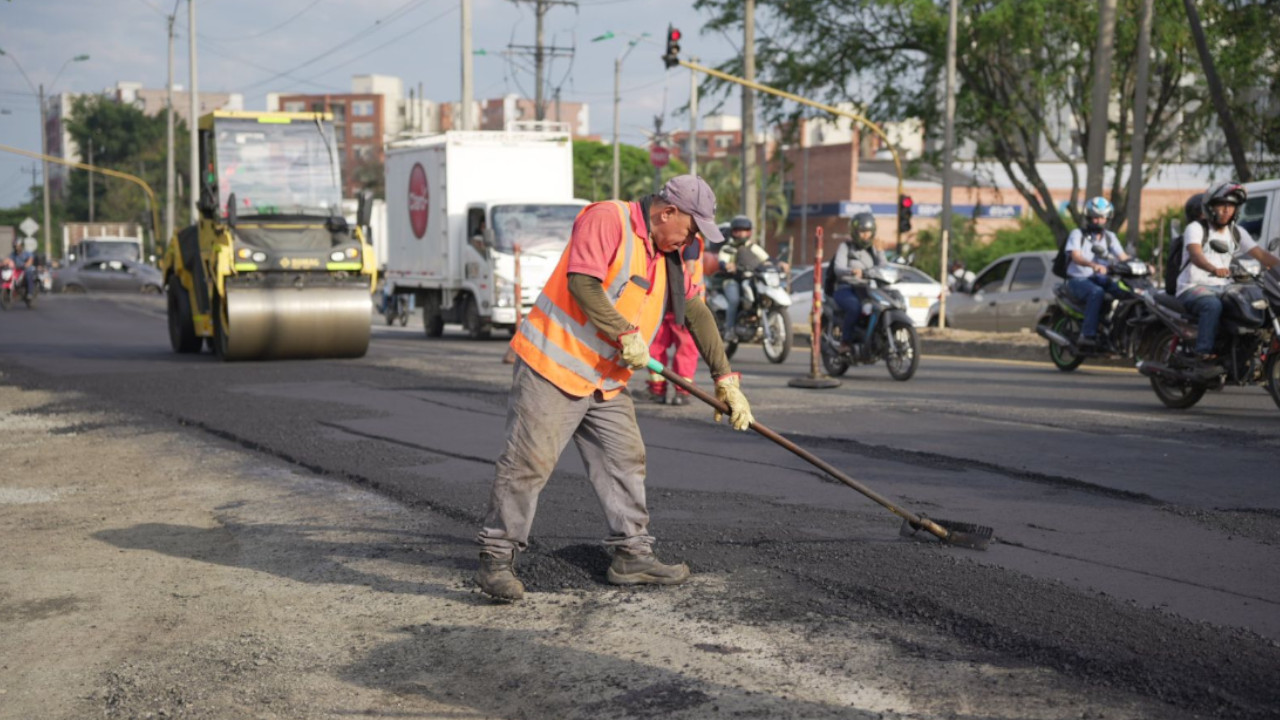 Recuperación de la malla vial de Cali