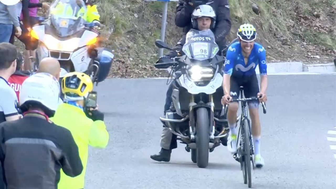 Vuelta a Cataluña: Nairo Quintana cruza la meta con herida y golpe en la rodilla por caída