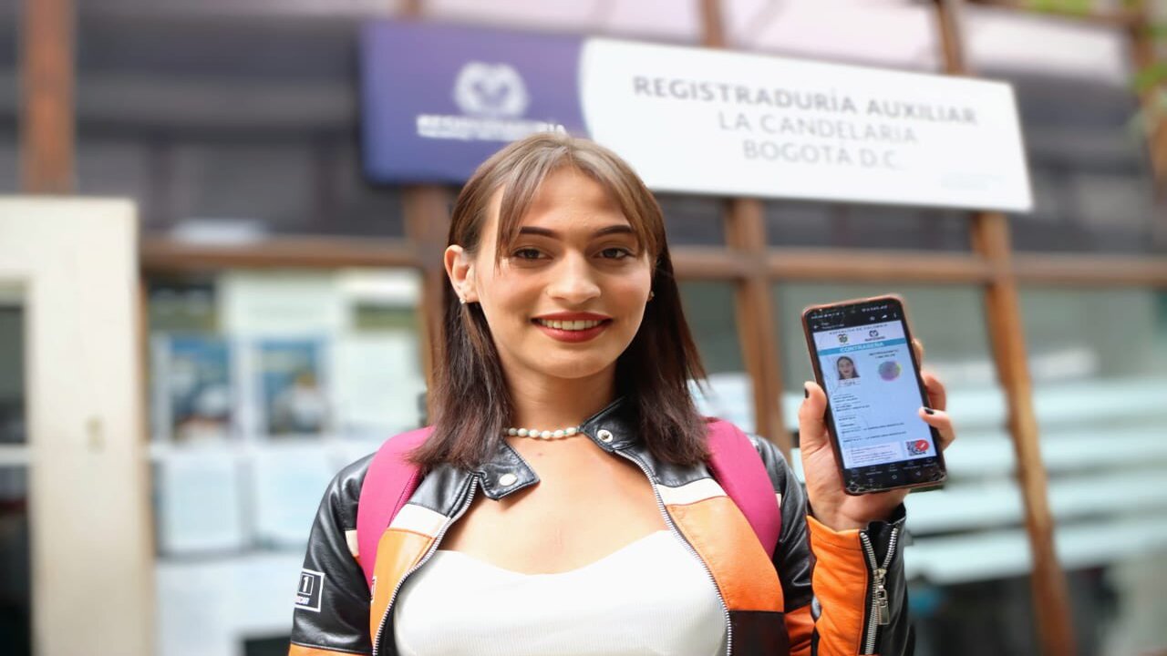 El Distrito de Bogotá entregó 100 contraseñas virtuales a personas trans