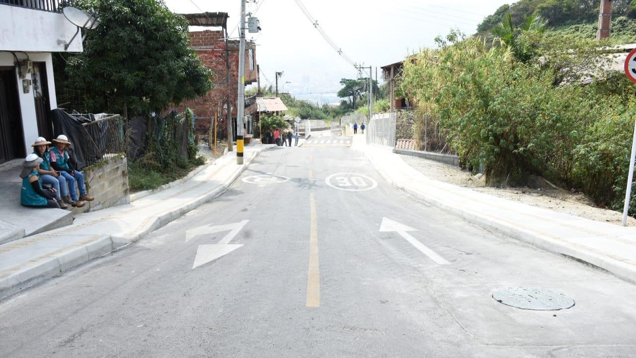 Más de 20.000 habitantes de Itagüí se benefician con la nueva vía en el corregimiento de Manzanillo