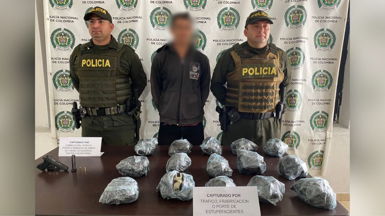 En la vía Santa Fe-Medellín incautan encomienda de 8.000 gramos de marihuana