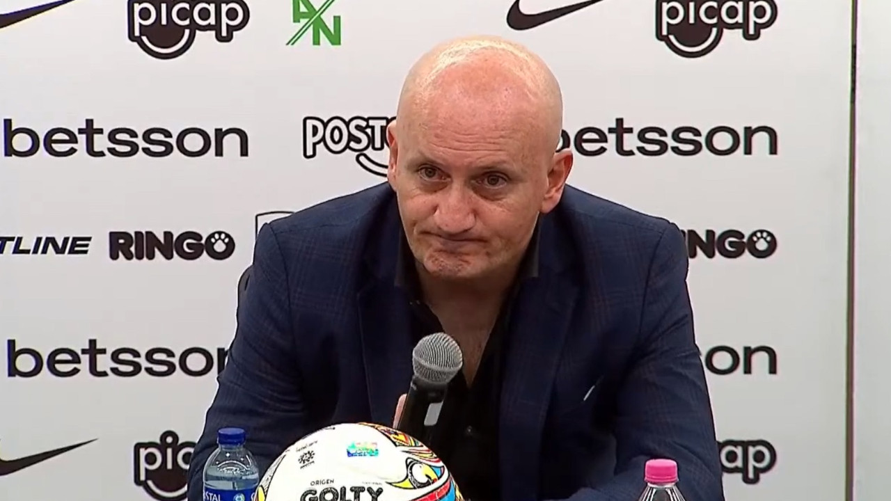 “Tuvimos dos minutos fatales”: Pablo Repetto, técnico de Atlético Nacional, habló tras perder contra Fortaleza