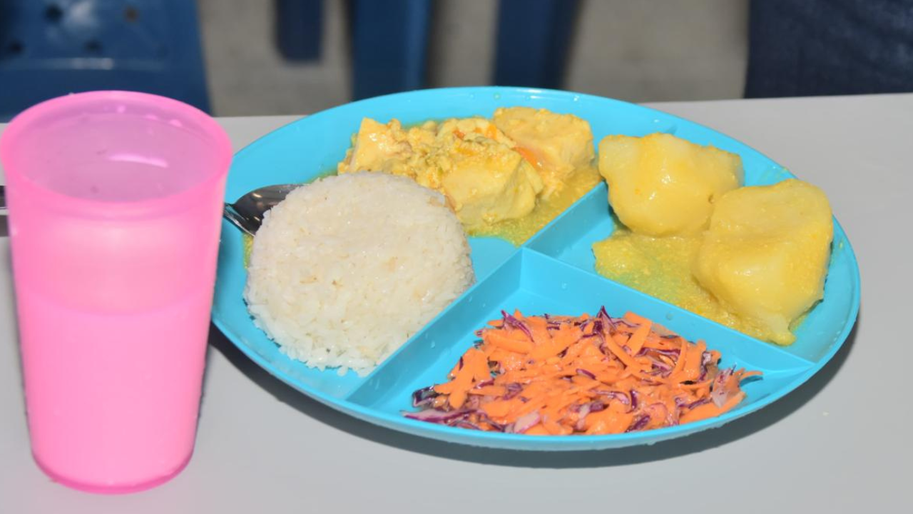 Itagüí, líder en el Programa de Alimentación Escolar, cerca de 18.000 niños están siendo atendidos