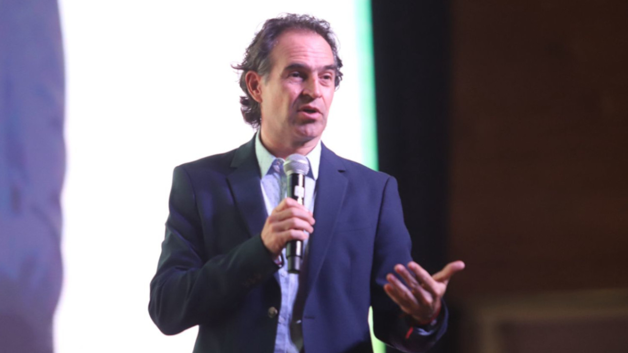 Fico presentó recurso de inaplicabilidad de orden de cinco días de arresto en su contra